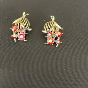 Vintage aurora borealis clip on earrings